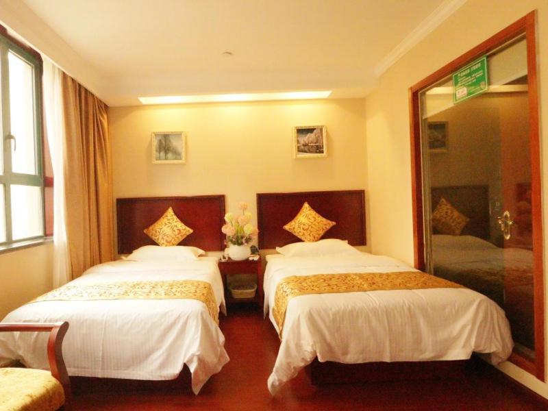 Greentree Inn Zhejiang Jiaxing West Zhongshan Road Vintage Car Building Express Hotel Esterno foto