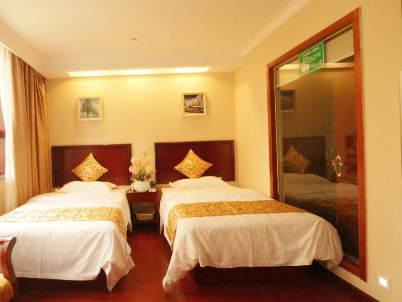 Greentree Inn Zhejiang Jiaxing West Zhongshan Road Vintage Car Building Express Hotel Esterno foto