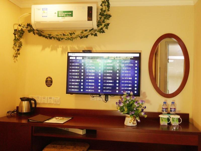 Greentree Inn Zhejiang Jiaxing West Zhongshan Road Vintage Car Building Express Hotel Esterno foto