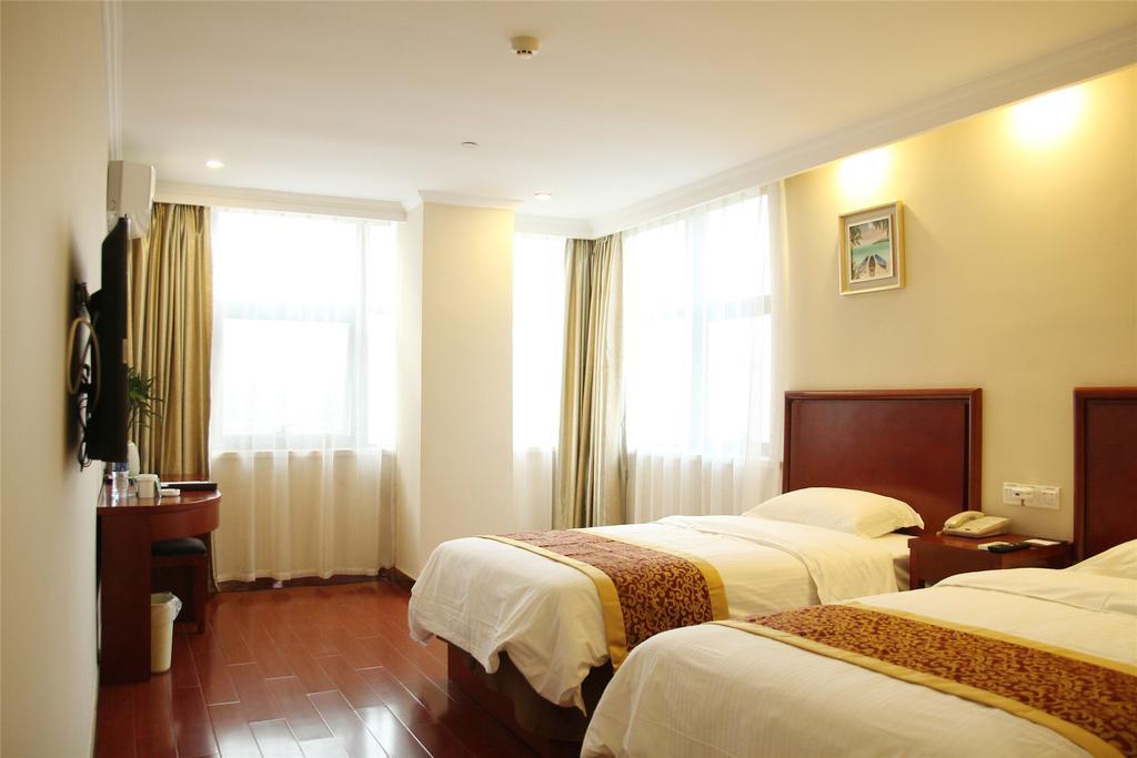 Greentree Inn Zhejiang Jiaxing West Zhongshan Road Vintage Car Building Express Hotel Esterno foto