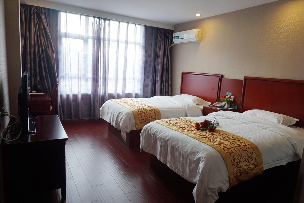 Greentree Inn Zhejiang Jiaxing West Zhongshan Road Vintage Car Building Express Hotel Esterno foto